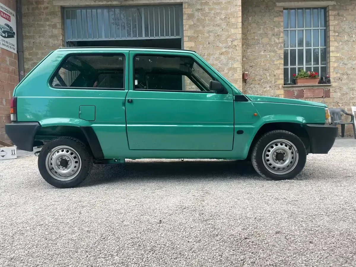 Usata Fiat Panda Young 54 CV (39 kW) 2003 Verde Utilitaria