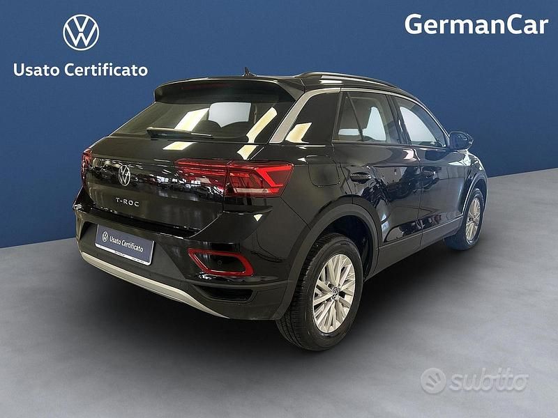 Usata VW T-Roc Life 150 CV (110 kW) 2024 Nero SUV