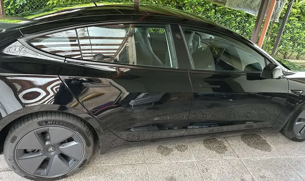 Usata Tesla Model 3 Standard Range 208 kW (283 CV) 2023 Nero Berlina