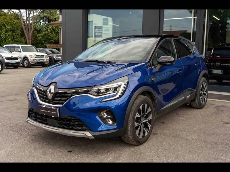 Usata Renault Captur Techno 91 CV (66 kW) 2024 Blu SUV