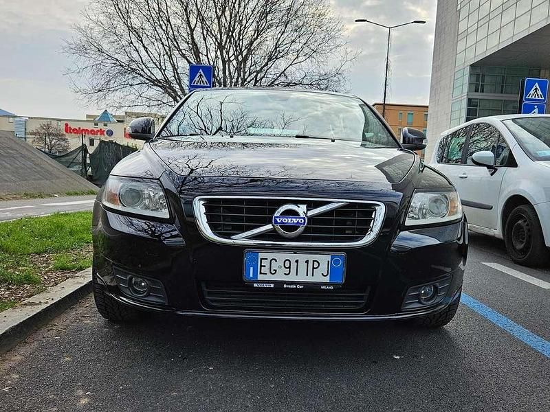 Usata Volvo V50 R-Design 150 CV (110 kW) 2011 Nero Station wagon