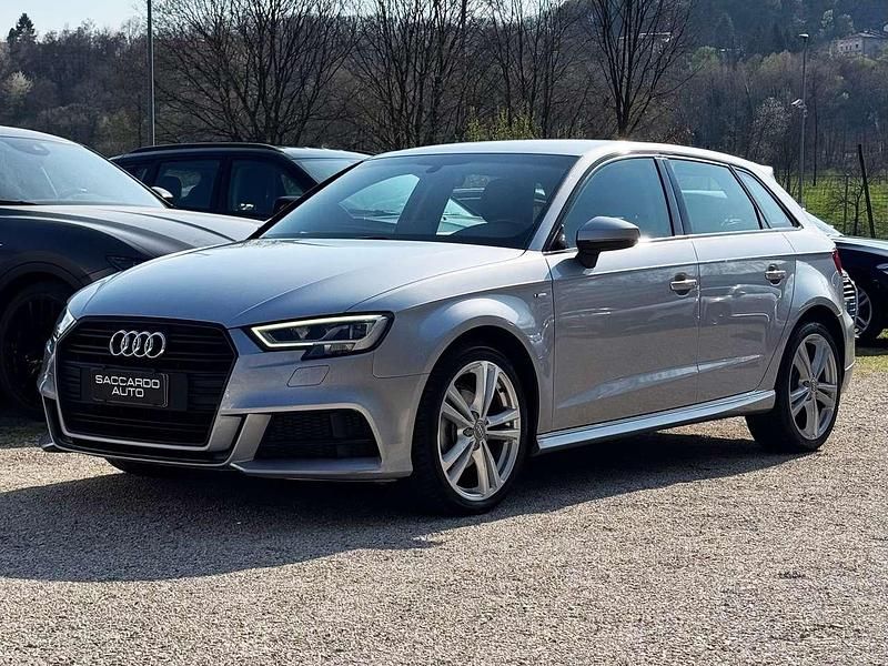Usata Audi A3 S-Line 116 CV (85 kW) 2019 Grigio Berlina