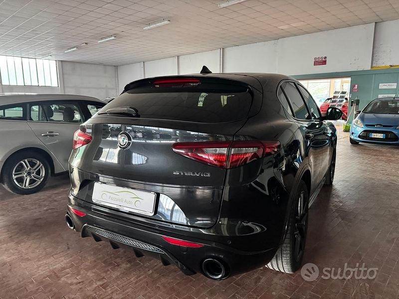 Usata Alfa Romeo Stelvio Veloce 210 CV (154 kW) 2021 Nero SUV