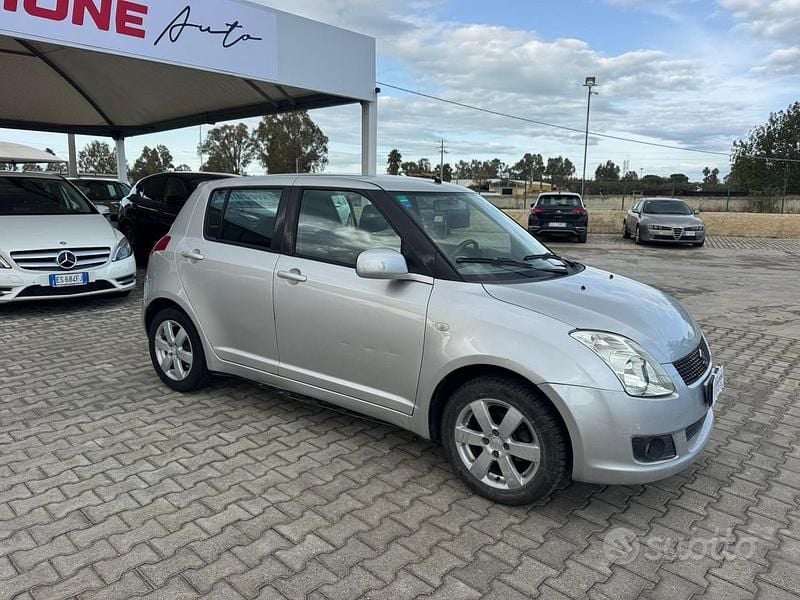 Usata Suzuki Swift GL 92 CV (67 kW) 2008 Grigio Berlina