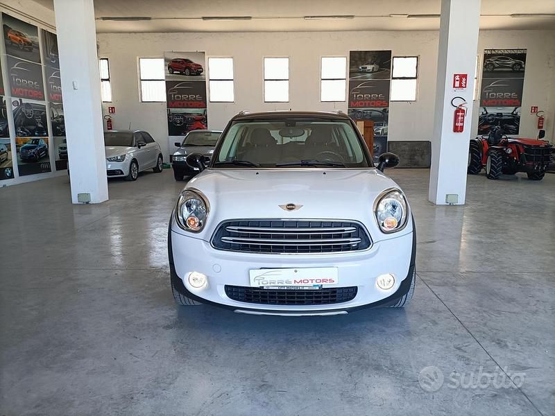 Usata Mini Cooper D Countryman Business 111 CV (81 kW) 2016 Bianco SUV