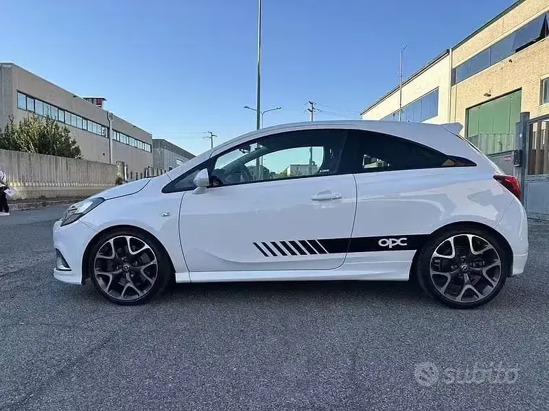 Usata Opel Corsa OPC 207 CV (152 kW) 2017 Bianco Utilitaria
