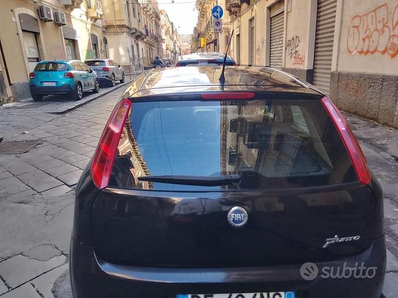 Usata Fiat Grande Punto 75 CV (55 kW) 2008 Utilitaria
