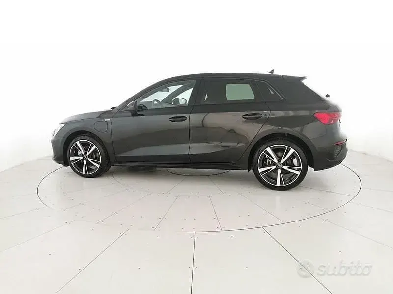 Usata Audi A3 150 CV (110 kW) 2024 Nero Berlina