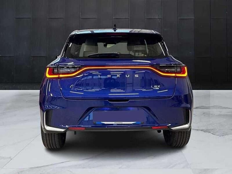 Usata Lexus LBX 136 CV (100 kW) 2024 Other SUV