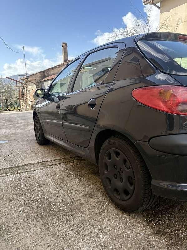 Usata Peugeot 206 75 CV (55 kW) 2006 Nero Berlina