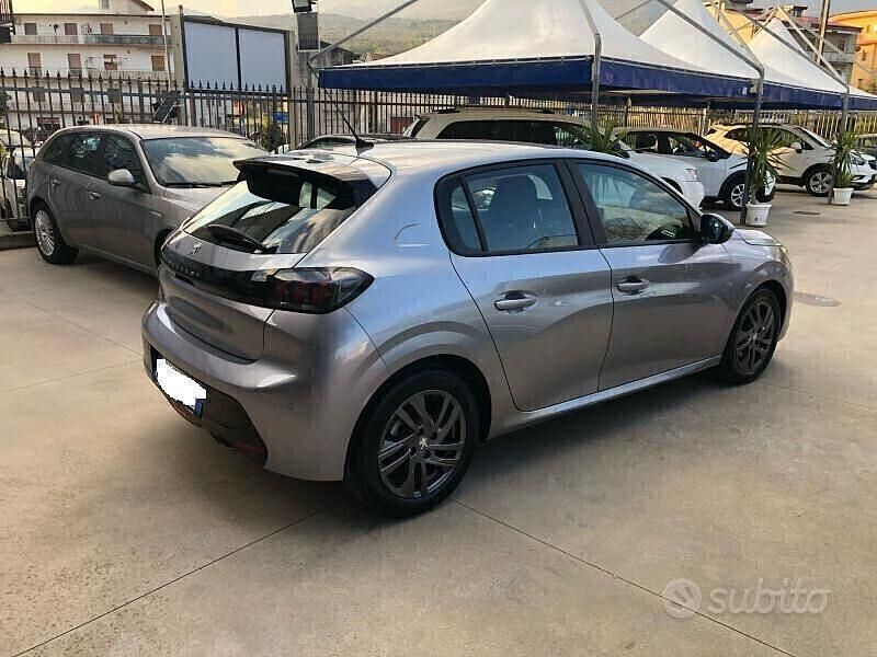 Usata Peugeot 208 101 CV (74 kW) 2020 Grigio Utilitaria