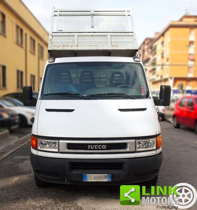 Usata Iveco Daily 90 CV (66 kW) 2002 Bianco Cabrio