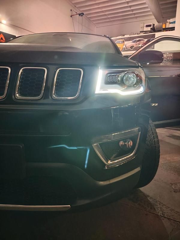Usata Jeep Compass Limited 179 CV (131 kW) 2021 Nero SUV
