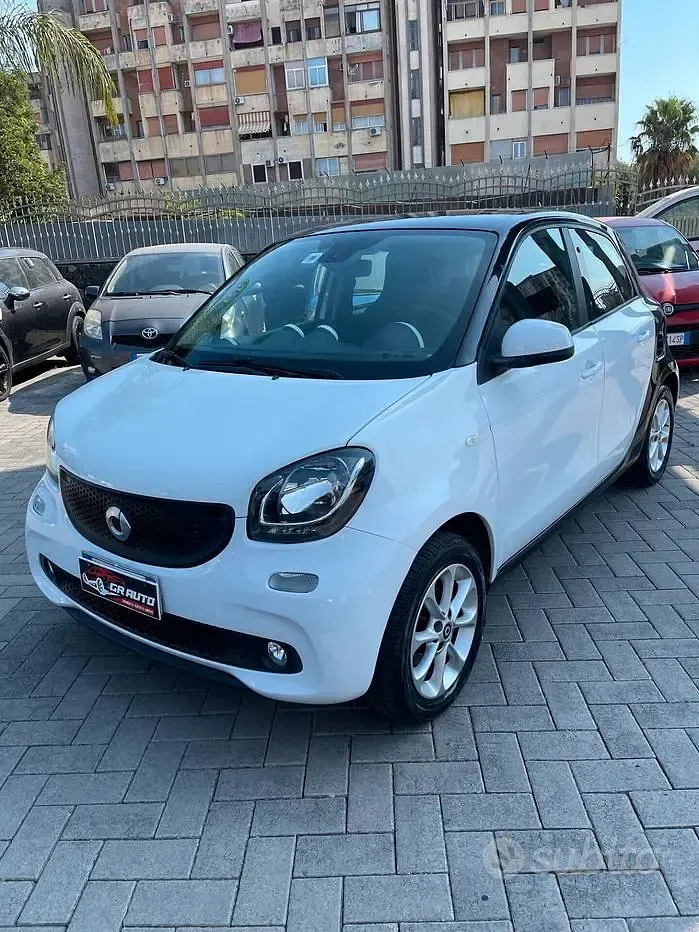 Usata Smart ForFour Passion 71 CV (52 kW) 2017 Bianco Utilitaria