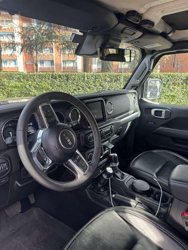 Usata Jeep Wrangler Sahara 272 CV (200 kW) 2023 Grigio SUV