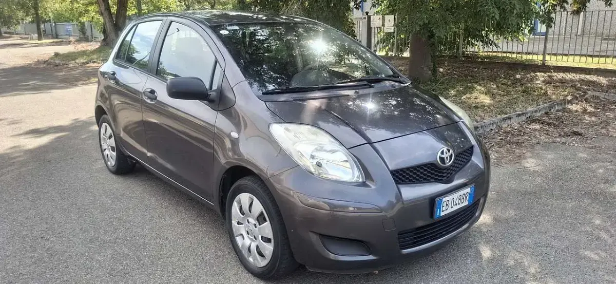 Usata Toyota Yaris Eco 69 CV (50 kW) 2010 Other Utilitaria