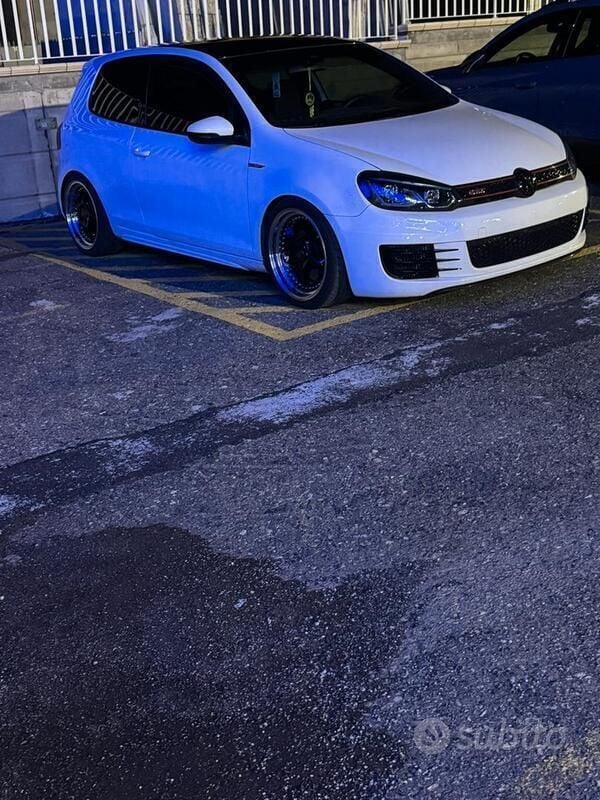 Usata VW Golf VI GTI 211 CV (155 kW) 2010 Utilitaria