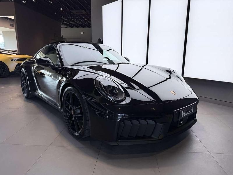 Nuova Porsche 992 541 CV (397 kW) 2026 Nero jet Coupé