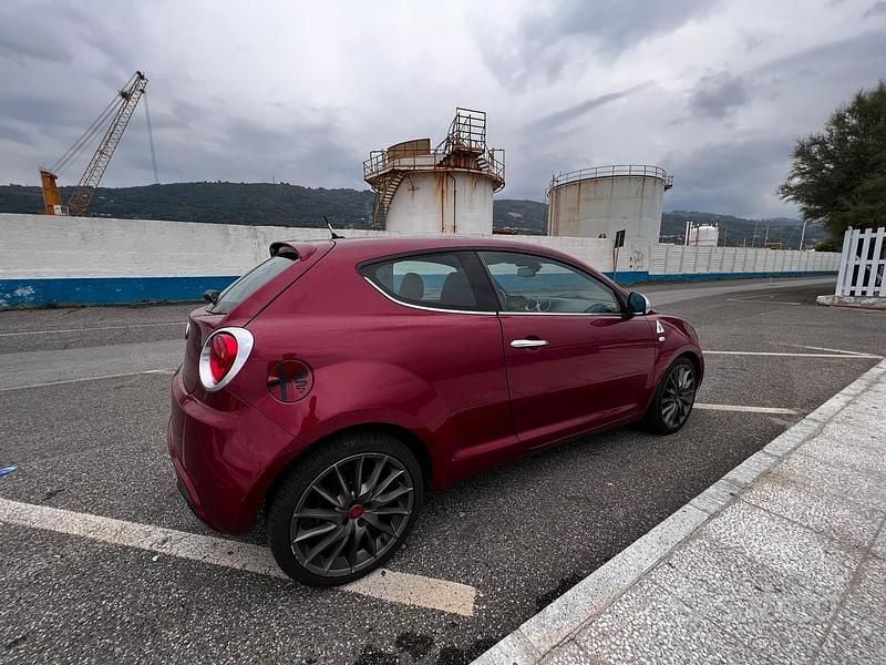 Usata Alfa Romeo MiTo Quadrifoglio Verde 170 CV (125 kW) 2011 Rosso Utilitaria
