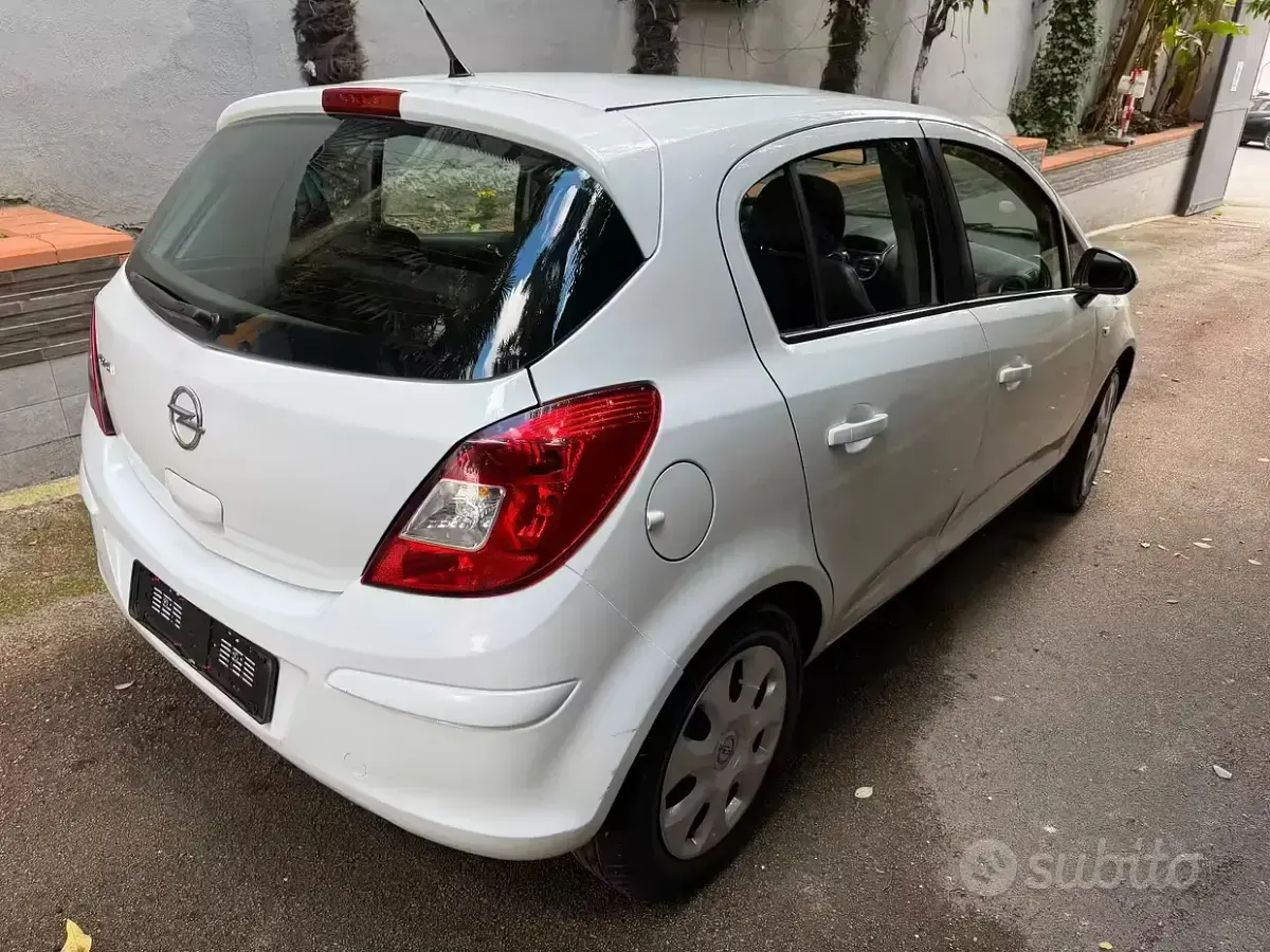 Occasion Opel Corsa 85 ch (62 kW) 2014 Blanc Citadine