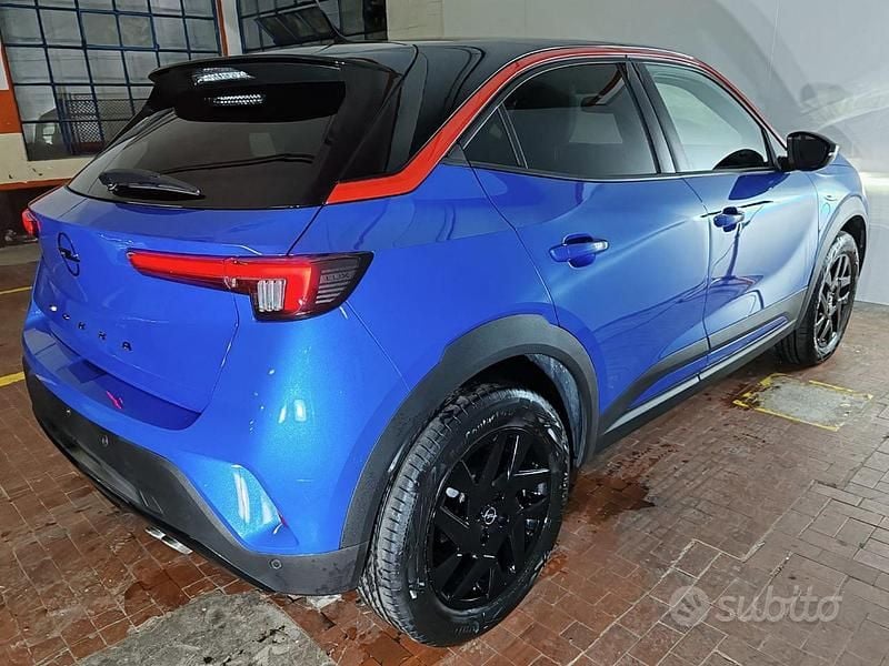 Usata Opel Mokka 131 CV (96 kW) 2023 Blu/azzurro SUV