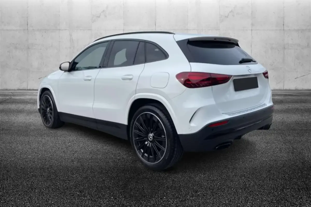 Usata Mercedes GLA200 Advanced Plus 150 CV (110 kW) 2025 Bianco SUV
