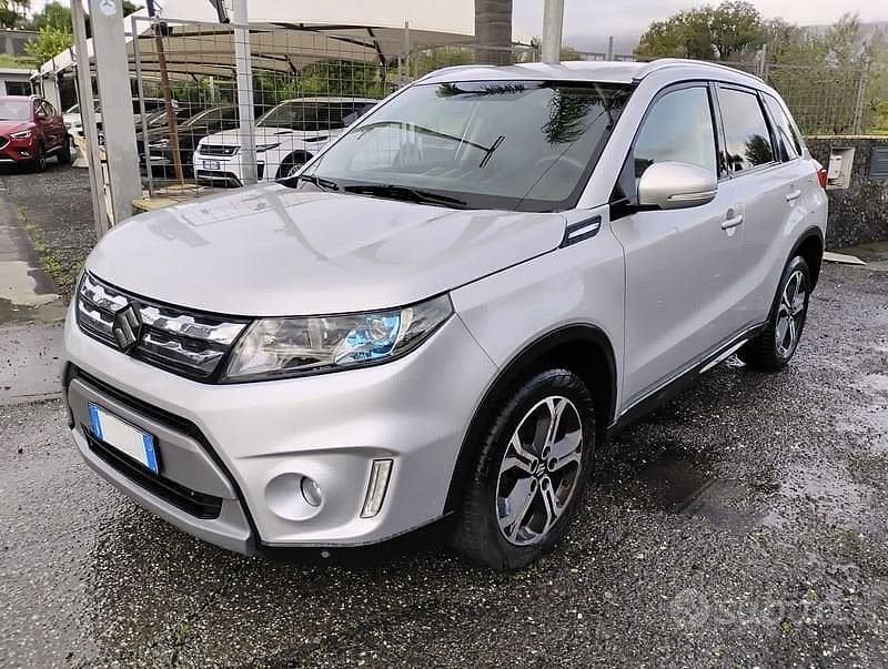 Usata Suzuki Vitara Cool 120 CV (88 kW) 2016 Grigio SUV