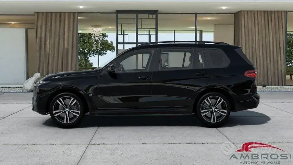 Nuova BMW X7 M Sport 530 CV (389 kW) 2026 Nero SUV