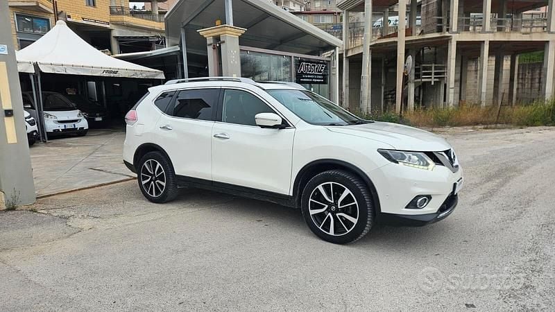 Usata Nissan X-Trail Tekna 131 CV (96 kW) 2016 Bianco SUV