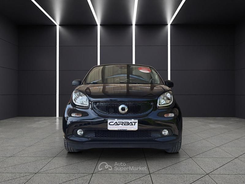 Usata Smart ForFour Prime 71 CV (52 kW) 2015 Nero Utilitaria