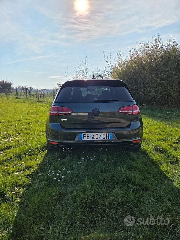 Usata VW Golf VII Sportline 184 CV (135 kW) 2015 Grigio Berlina