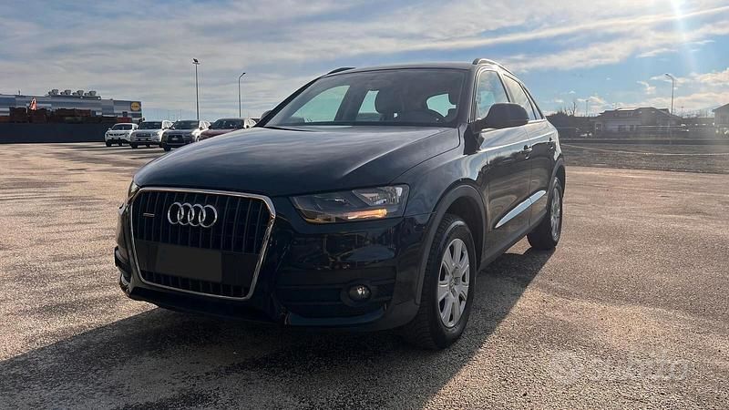 Usata Audi Q3 177 CV (130 kW) 2012 Blu SUV