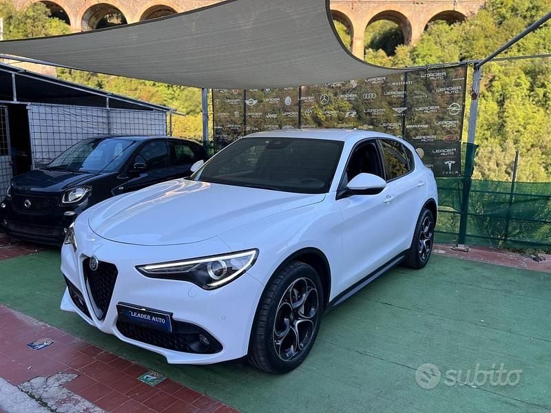 Usata Alfa Romeo Stelvio Business 190 CV (139 kW) 2022 Bianco SUV