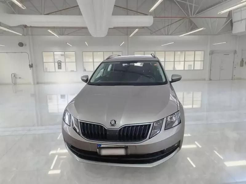 Usata Skoda Octavia Executive 149 CV (109 kW) 2019 Station wagon