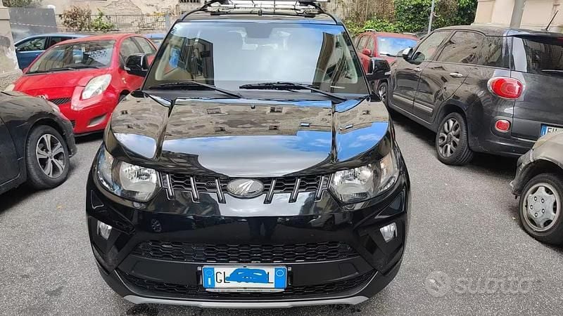 Usata Mahindra KUV100 87 CV (63 kW) 2022 SUV