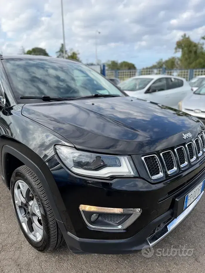 Usata Jeep Compass Limited 140 CV (102 kW) 2018 Nero SUV
