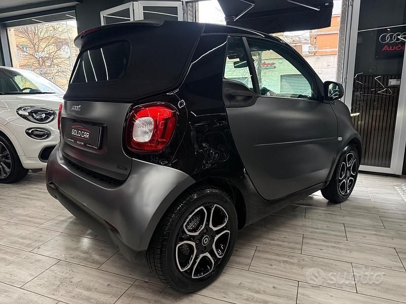 Usata Smart ForTwo Cabrio Passion 71 CV (52 kW) 2018 Grigio Cabrio