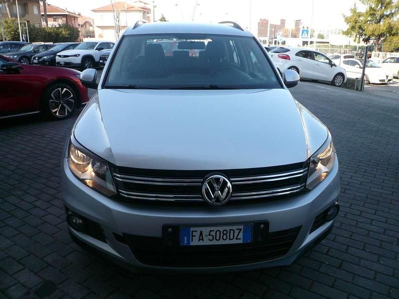 Usata VW Tiguan Trendline 122 CV (89 kW) 2015 Argento SUV