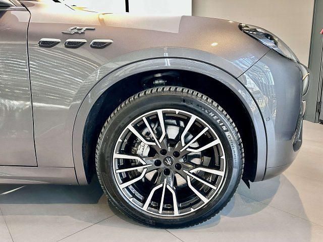 Usata Maserati Grecale GT 300 CV (220 kW) 2025 Grigio SUV