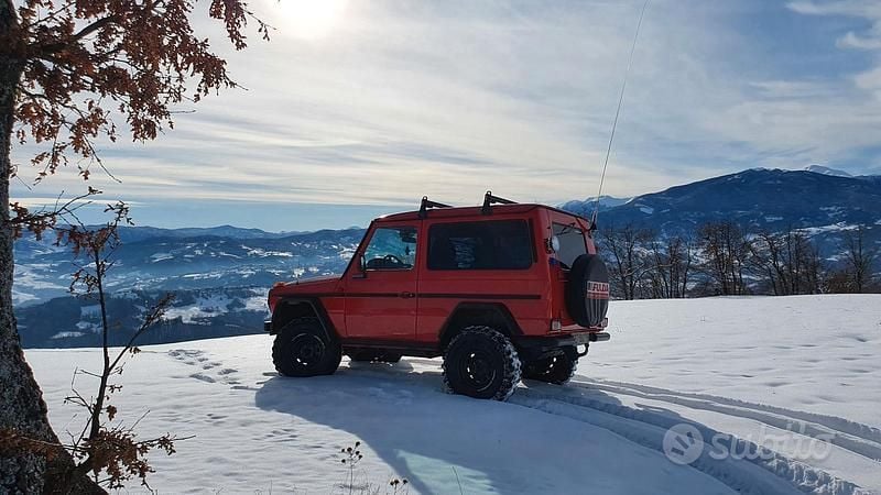 Usata Mercedes G300 150 CV (110 kW) 1986 Rosso SUV