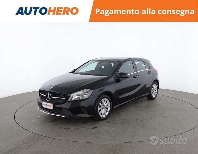 Nero Usata 2017 Mercedes A160 Tre volumi | 14.299 € - Immagine 1/2