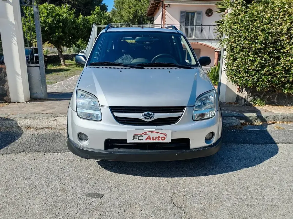 Usata Suzuki Ignis 94 CV (69 kW) 2006 Grigio Utilitaria