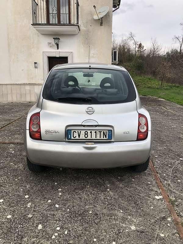 Usata Nissan Micra Acenta 65 CV (47 kW) 2005 Argento Berlina