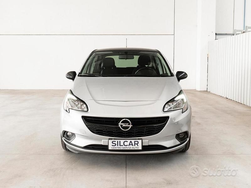 Usata Opel Corsa 90 CV (66 kW) 2016 Argento Berlina