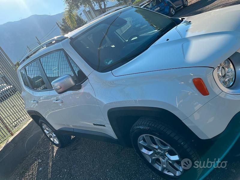 Usata Jeep Renegade 140 CV (102 kW) 2016 Bianco SUV