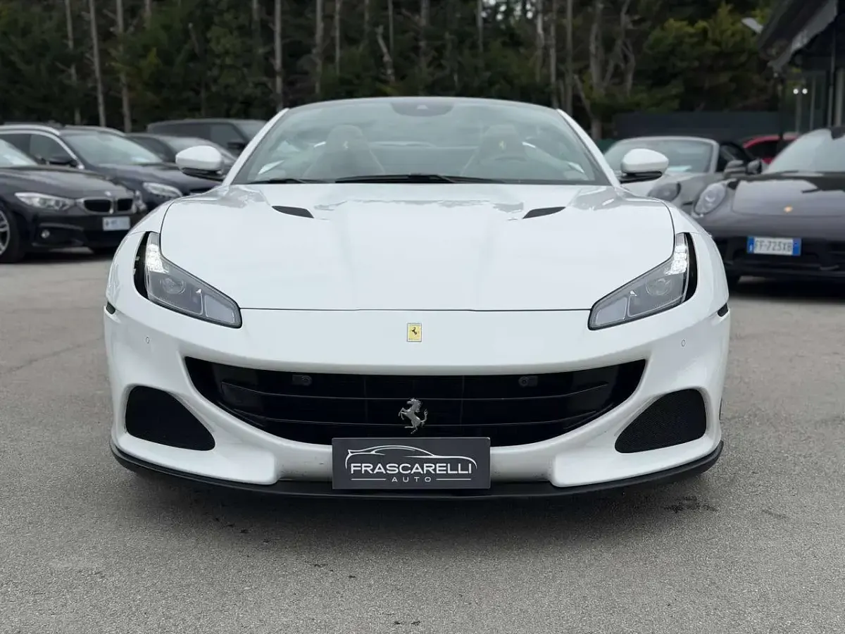 Usata Ferrari Portofino 620 CV (456 kW) 2022 Bianco Cabrio