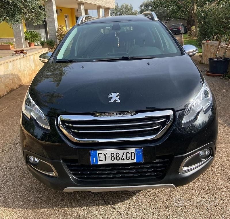Nero Usata 2015 Peugeot 2008 Allure SUV | 7800 € (Buon prezzo) - Immagine 1/4