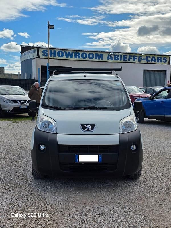 Usata Peugeot Bipper Premium 80 CV (58 kW) 2017 Bianco Monovolume