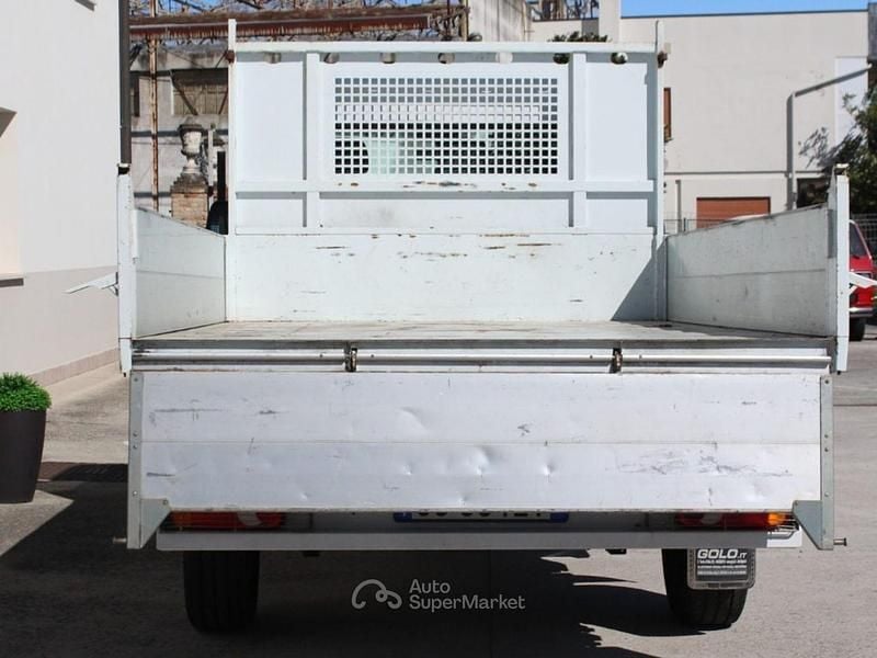 Usata Renault Master 145 CV (106 kW) 2023 Bianco Monovolume