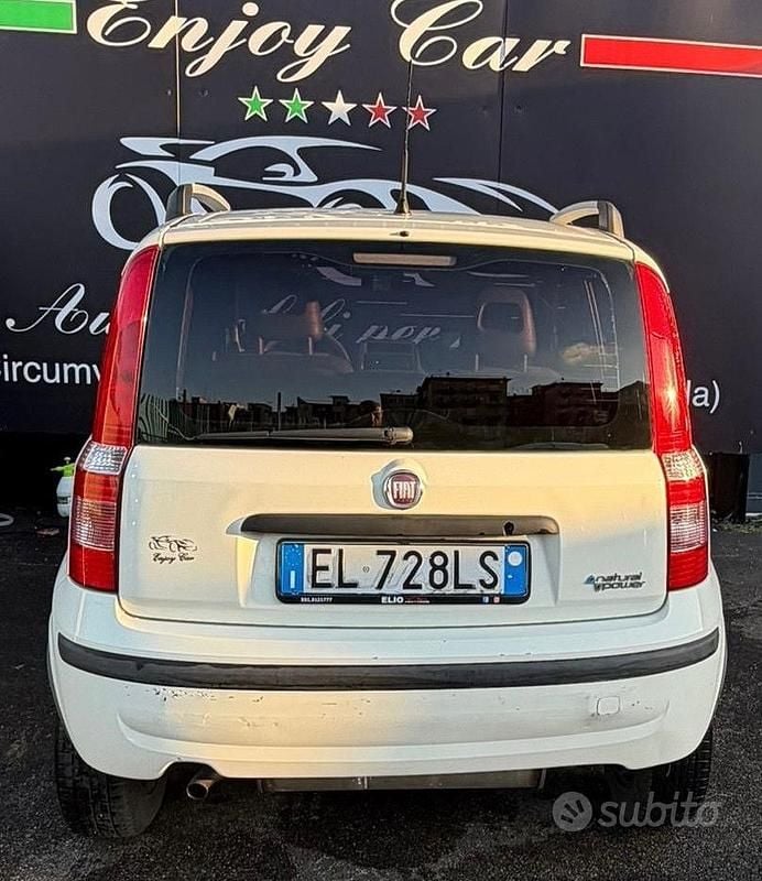 Usata Fiat Panda Classica 77 CV (56 kW) 2012 Bianco Utilitaria